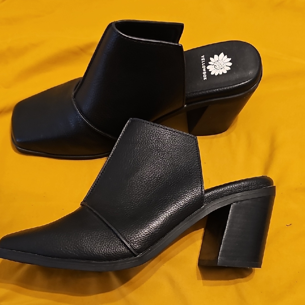 Yellow Box Black Leather Mules